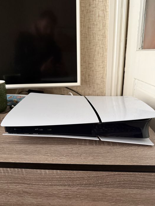 Продам Ps 5 slim