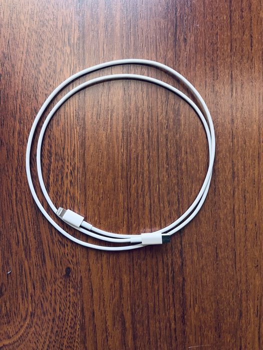 Oryginalny kabel do iPhone do ładowania USB-C Lightning Apple