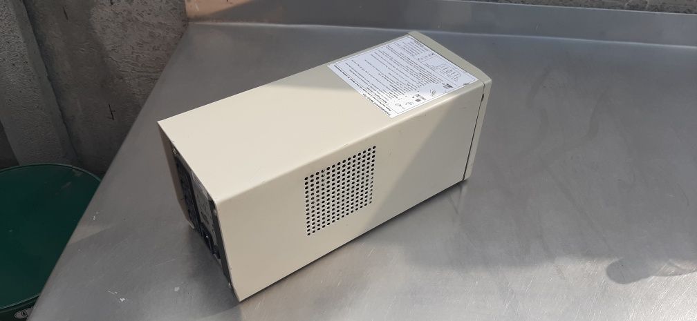 Бесперебойник. Преобразователь 220 / 120.  Smart UPS