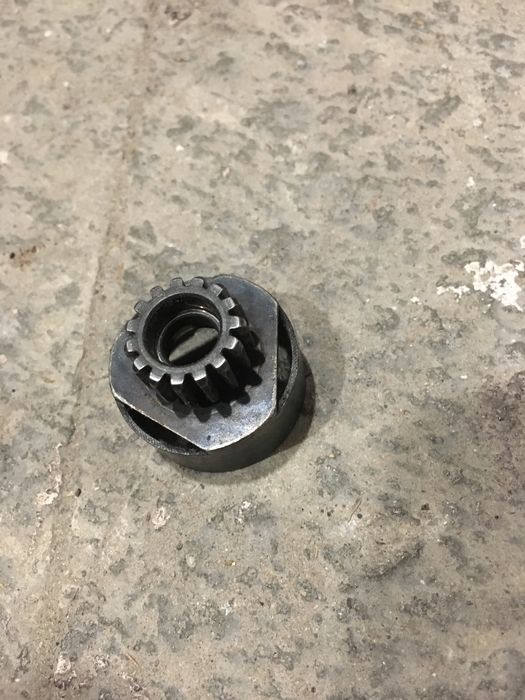 Zębatka atakująca, dzwonek 15T