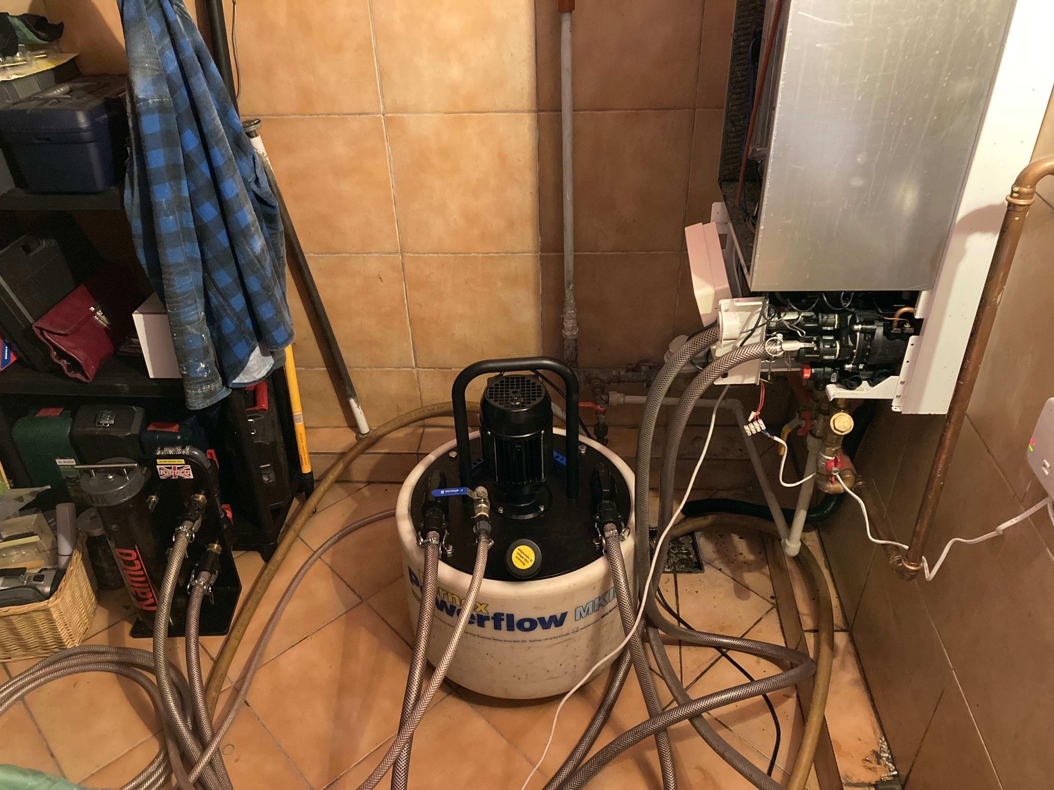 Naprawa/Serwis piecyków i kotłów gazowych, czyszczenie instalacji C.O.