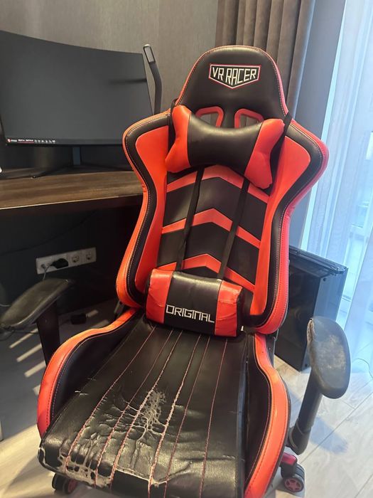 Стул компьютерный.