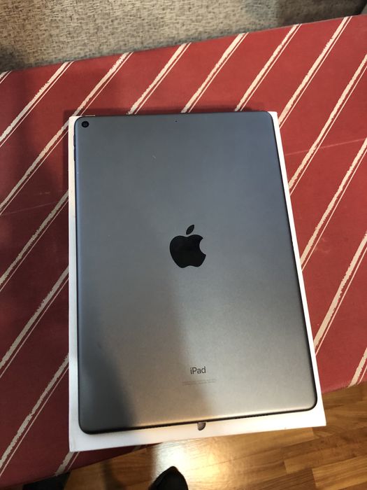 Продам планшет iPad Air 3 2019 10,5’ 64gb