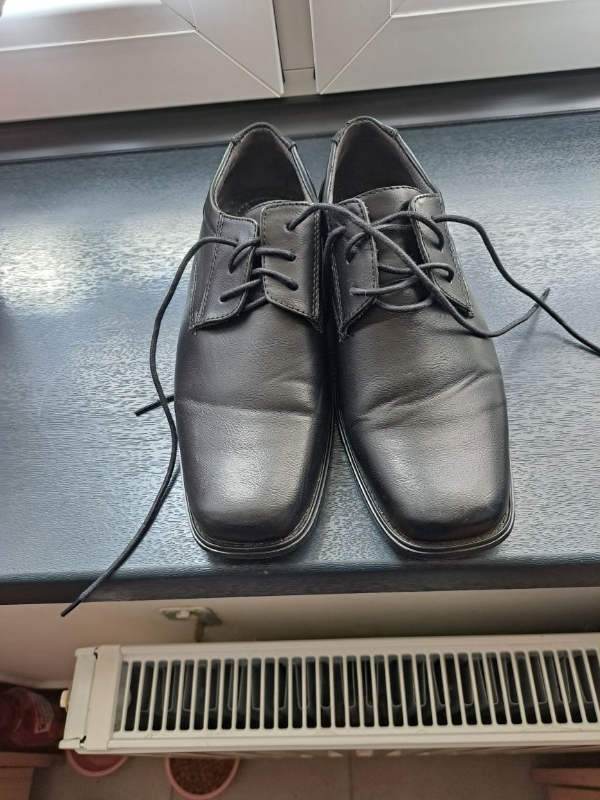Buty eleganckie ..