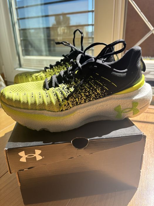 Tenis corrida under armour