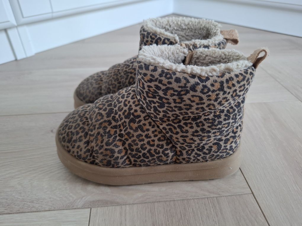 Zara skórzane buty kozaki emu ugg 26