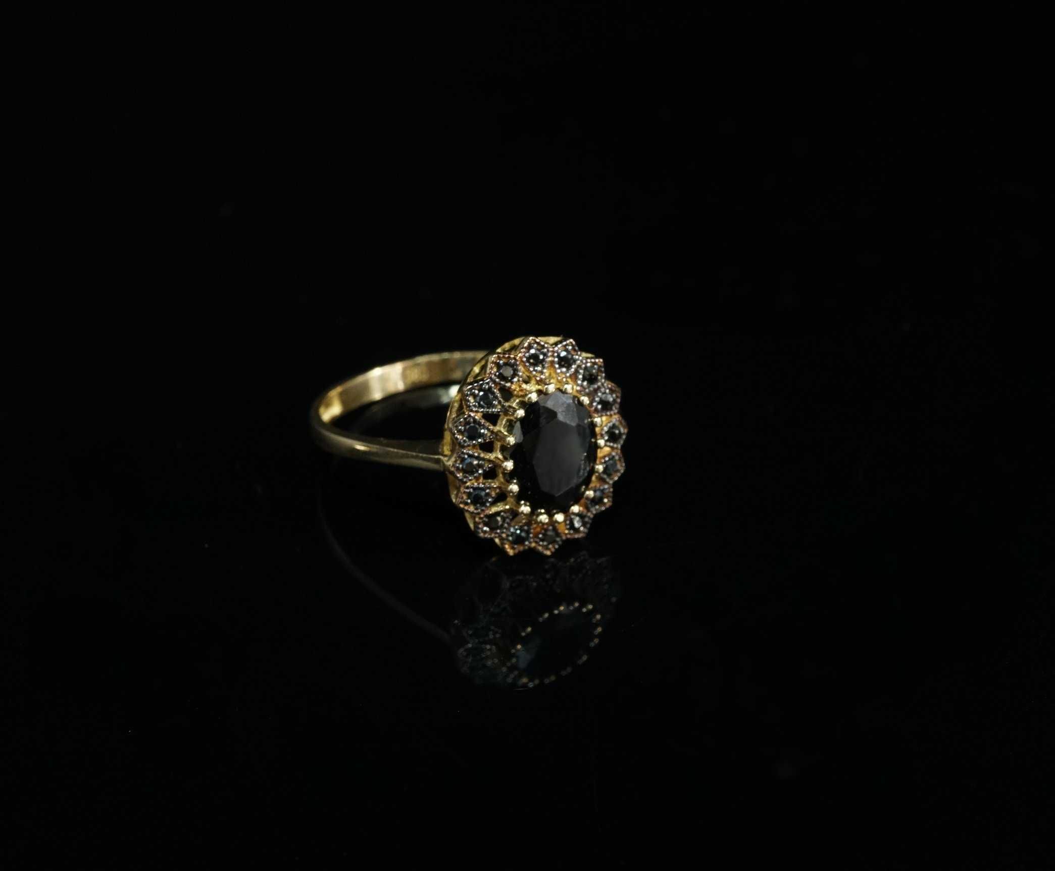 Złoto 585-Złoty pierścionek z cyrkoniami