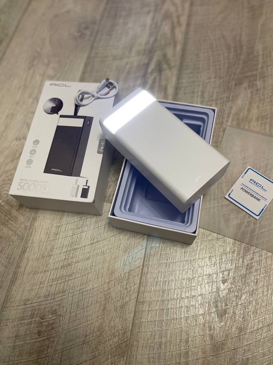 Повербанк 50000mAh PowerBank 50000 Портативная батарея с фонариком