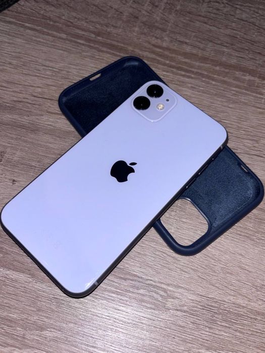 Продам Iphone 11
