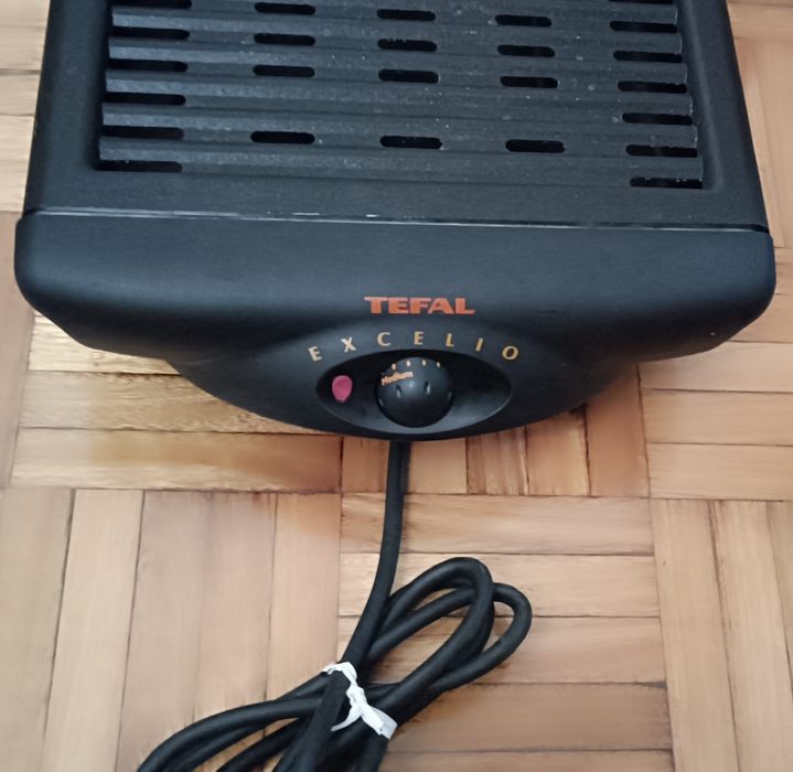 Grelhador eléctrico em bom estado