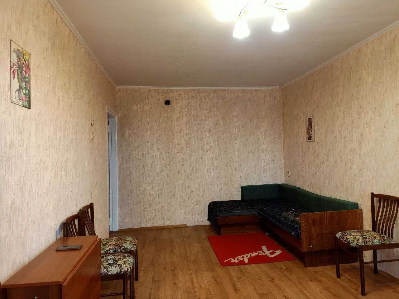 Уютная тёплая квартира по Героев Труда, метро 10-15 минут