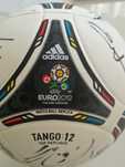 Piłka UEFA Euro2012 z autografami Polskiej Reprezentacji