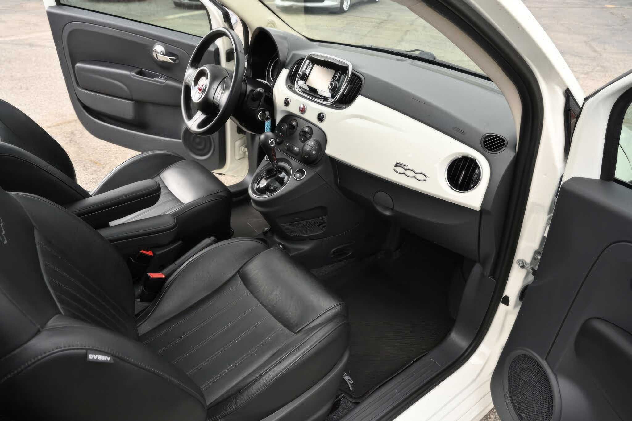 2018 FIAT 500 Lounge