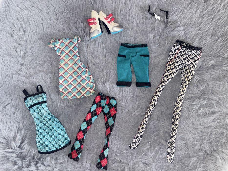 Одяг Monster High