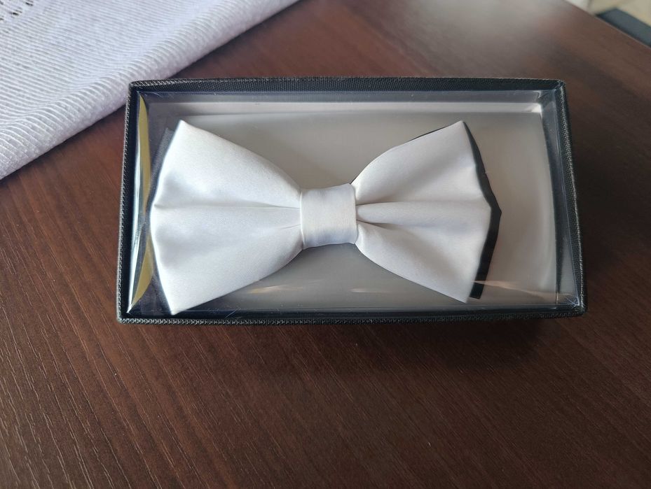 Mucha męska w ozdobnym pudełku regulowana