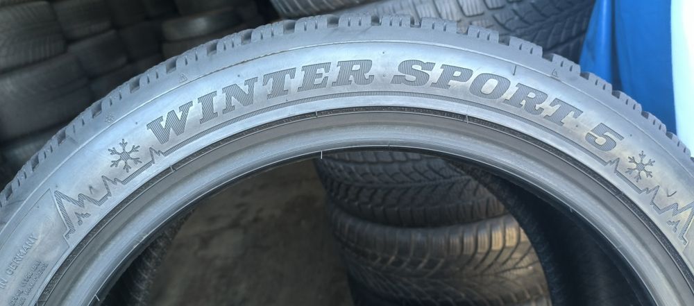 Резина 225.45.R17.Ціна вказана за 1 шт.