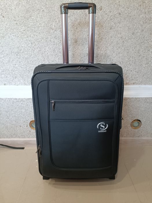 Чемодан для подорожей