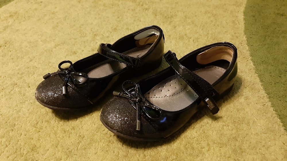 Czółenka dziewczęce czarne Magic Lady 31