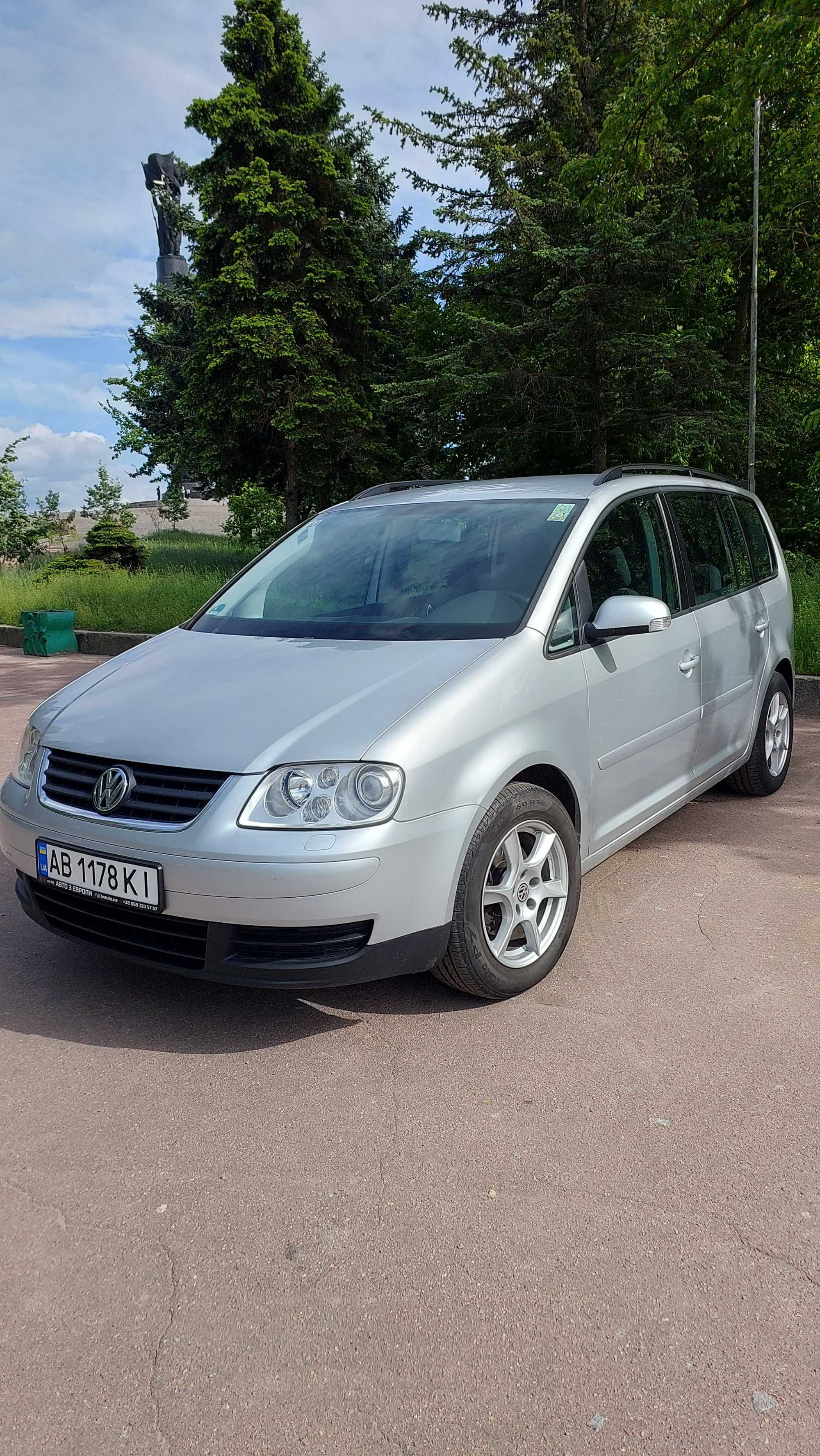 Volkswagen TOURAN 2.0 TDI 2006р автомат DSG6