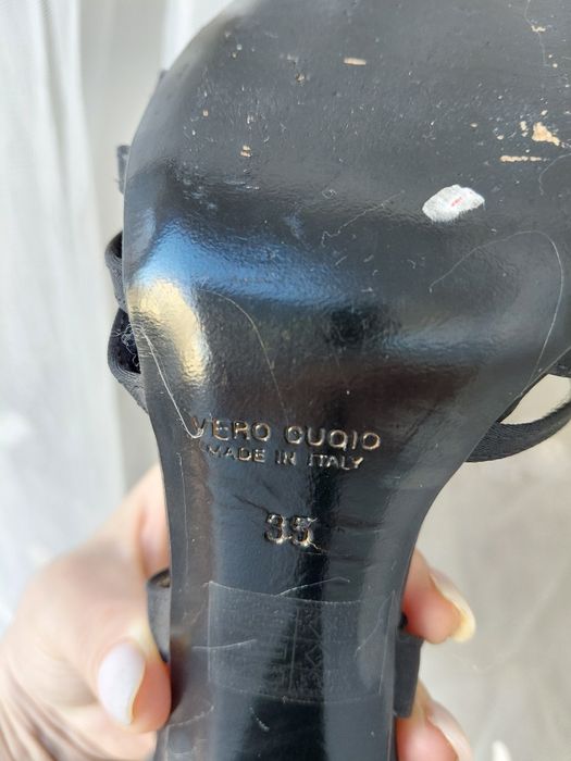 Босоніжки в гарному стані