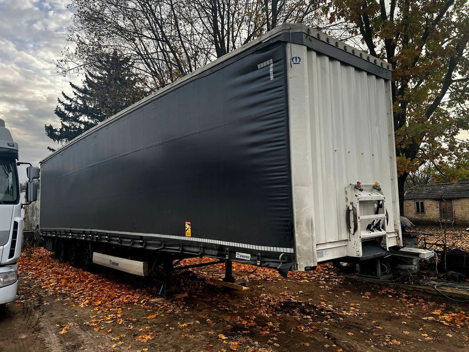 Krone FIRANKA MEGA / OSIE SAF / PODNOSZONA OŚ / 2012 ROK !!  KRONE FIRANKA MEGA / OSIE SAF / Podnoszona OŚ / 2012 ROK !!