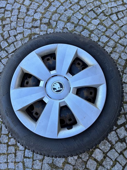 Komplet kol zimowych 185/60/15 Skoda Fabia 3 VW Seat