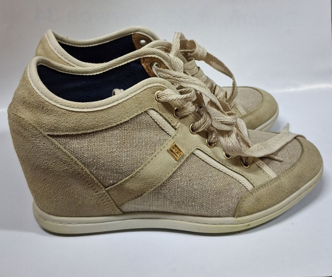 Tommy hilfiger 41 trampki na koturnie