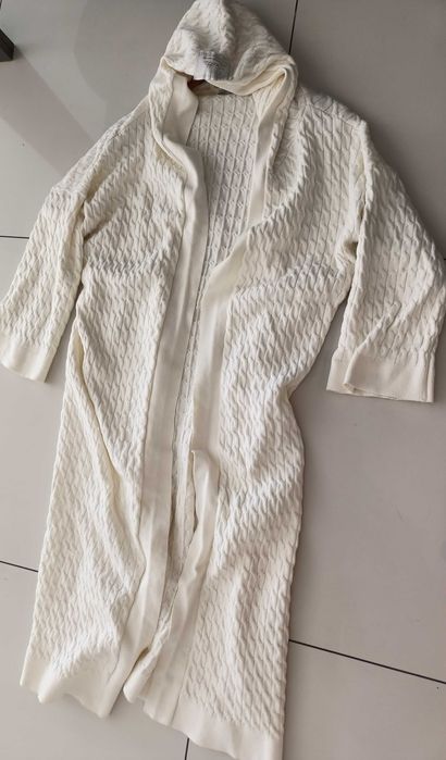 Sweterek ecru kardigan