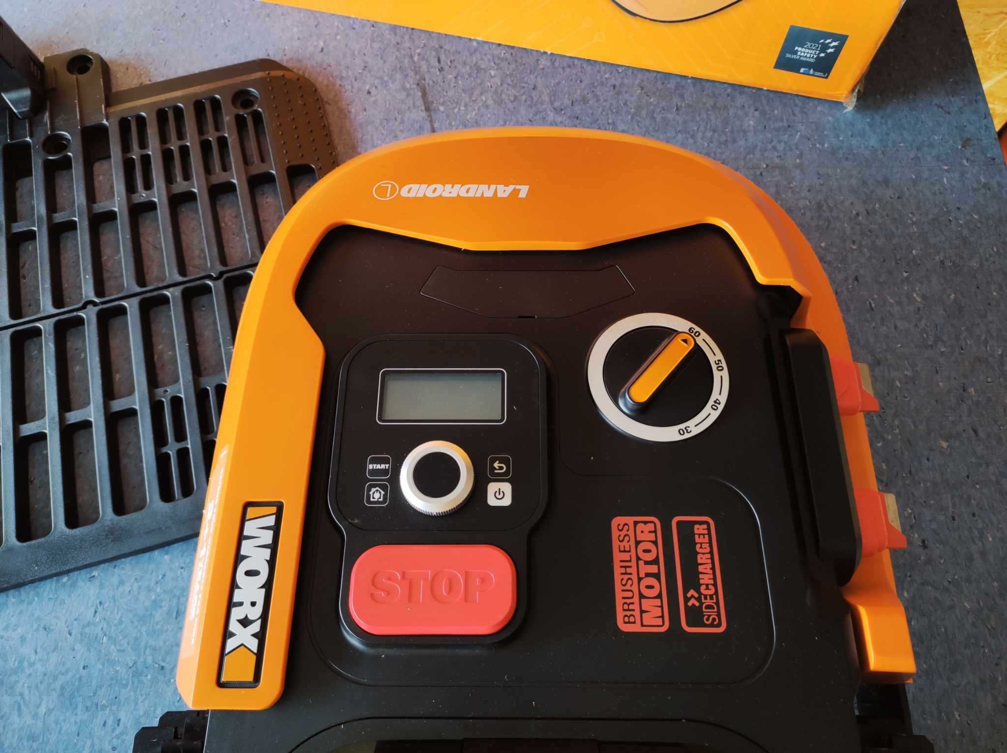 WORX Landroid L800 33h pracy! Robot koszący Kosiarka samojezdna 800m2