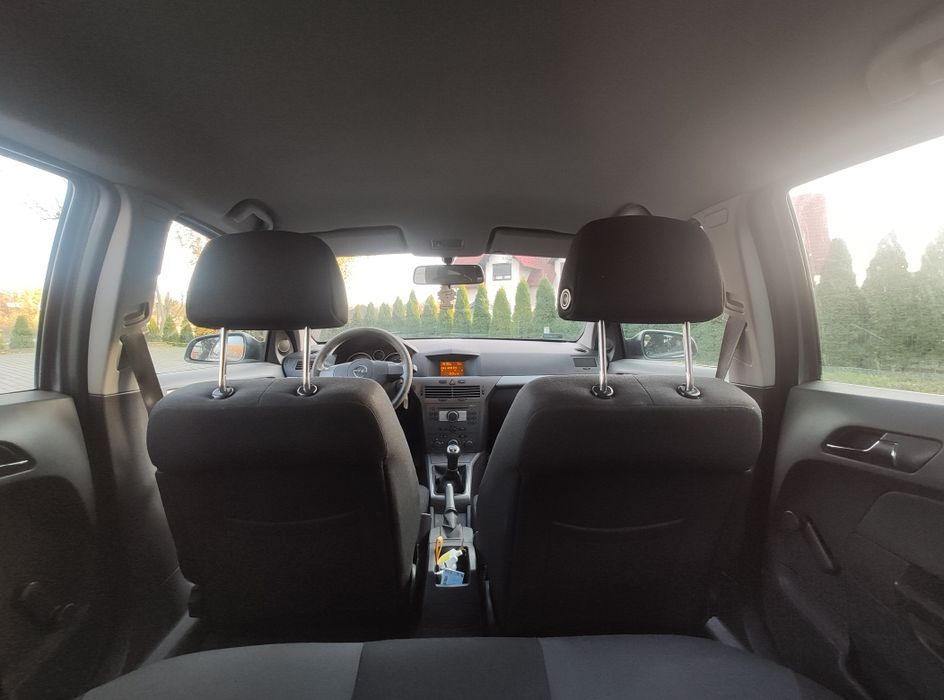Opel Astra H. 1.4 benzyna