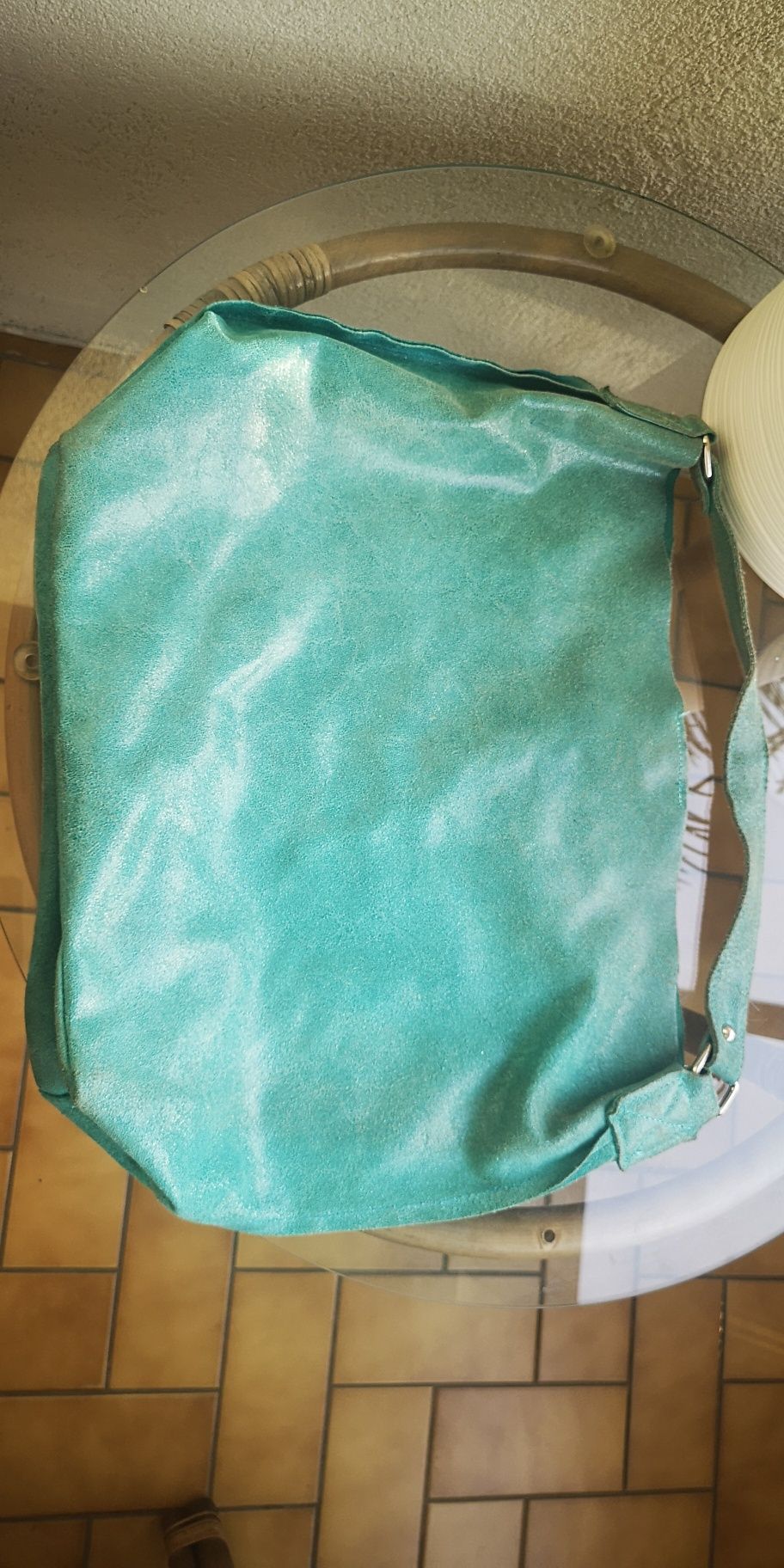 Skórzana torebka na ramię, worek, turkus