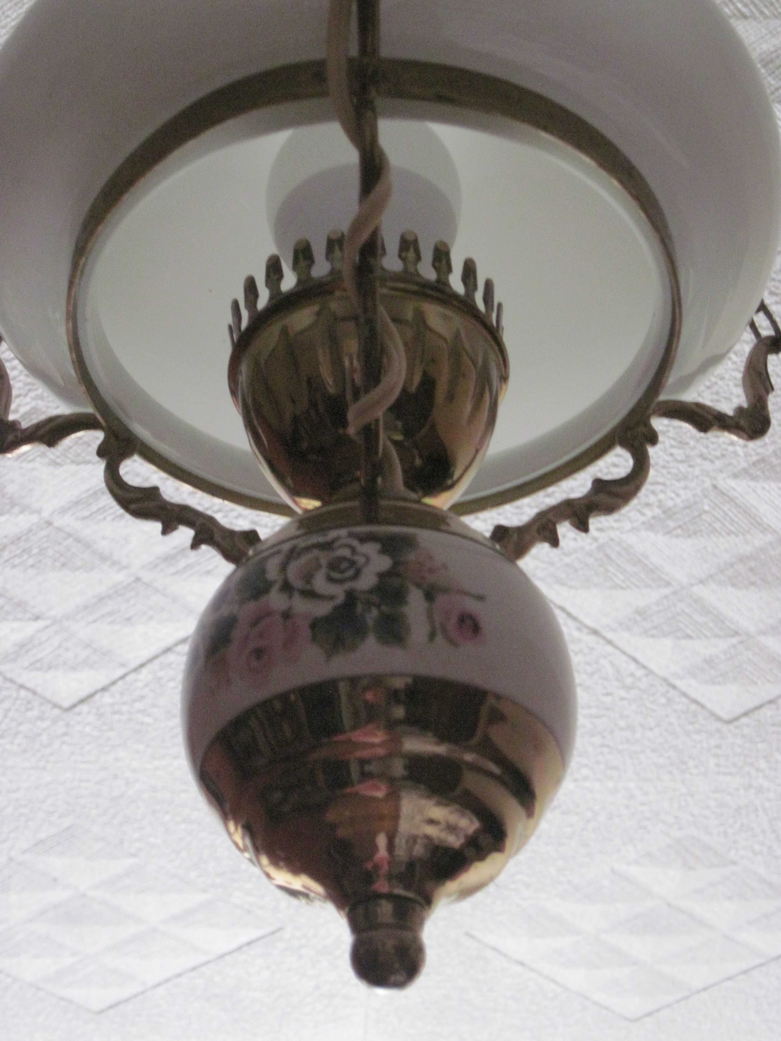 Люстра винтажная  в виде старинной керосиновой лампы