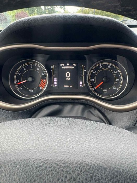 Jeep Cherokee 3.2. Benzyna + gaz 2015