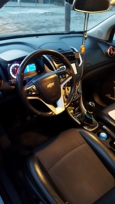 CHEVROLET Tpeker 2014