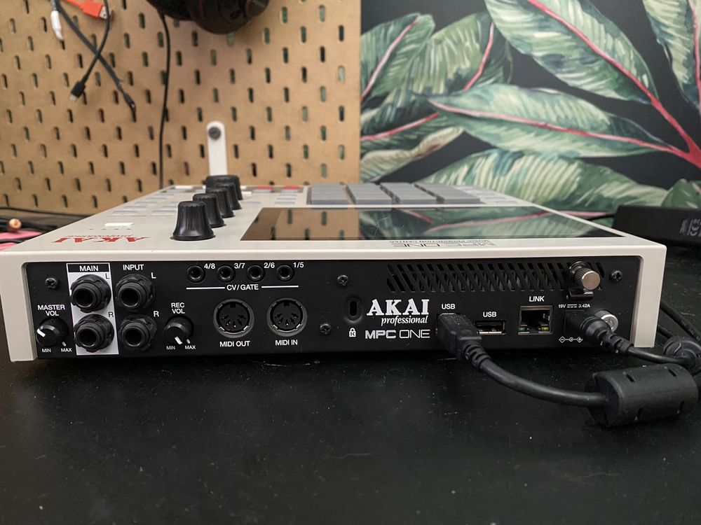 Akai MPC One Retro