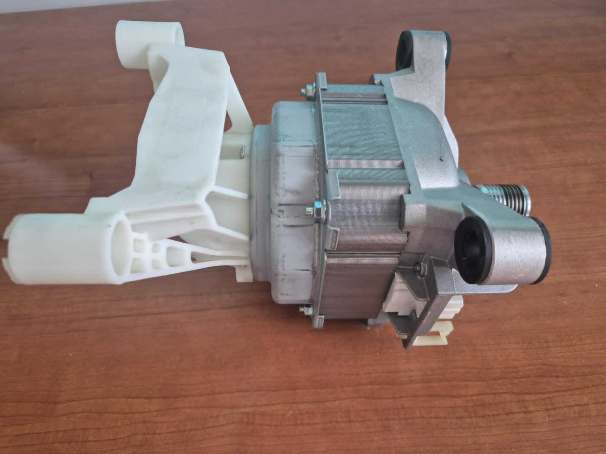 Silnik inwertorowy Samsung z pralki WW90K6414QW