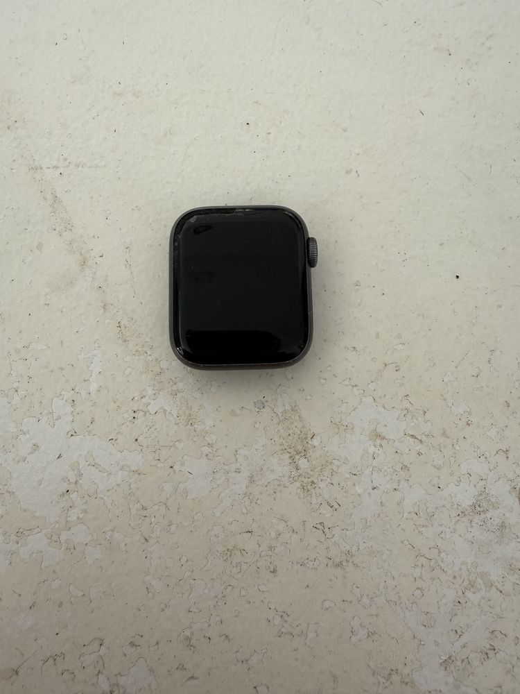 Apple watch 4 (para peças)