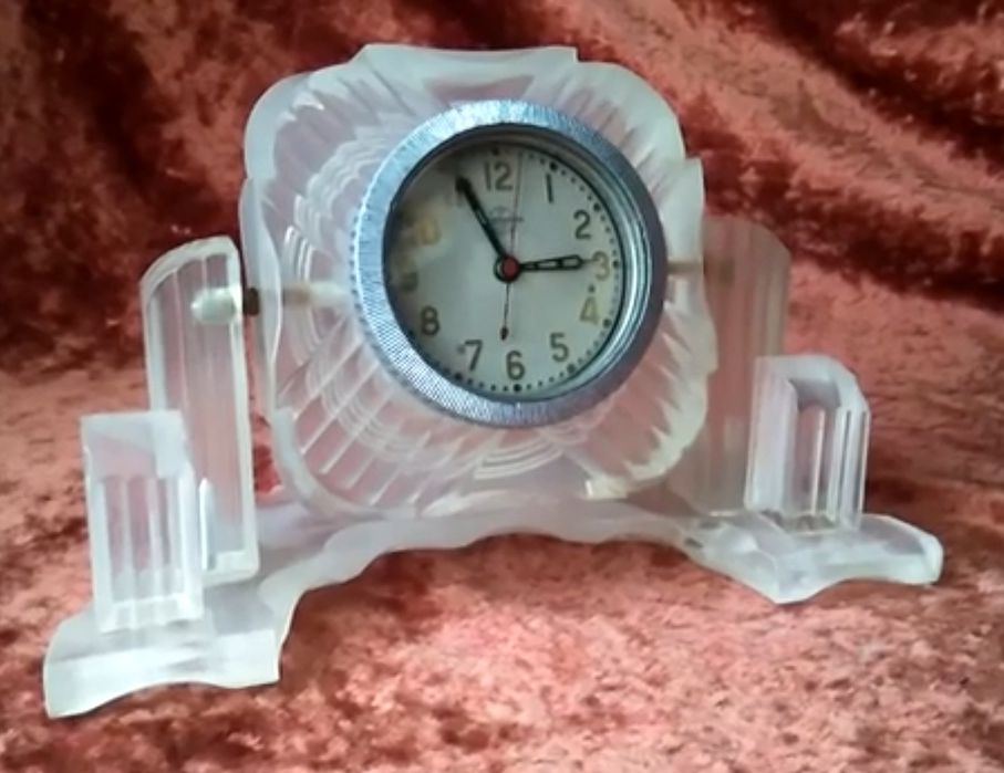 Будильник настольный механизм часы