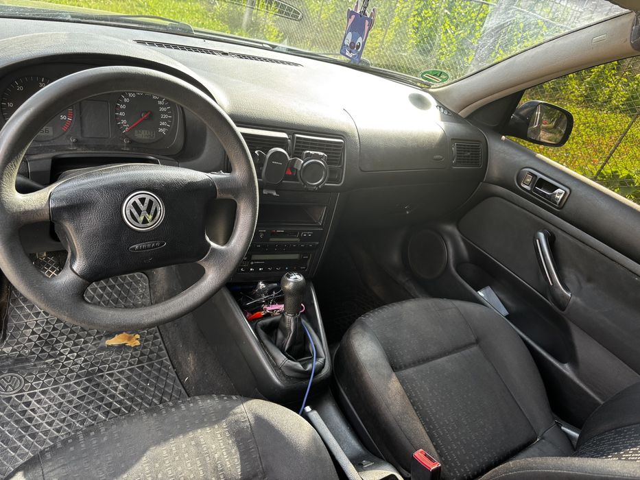 Volkswagen golf 4