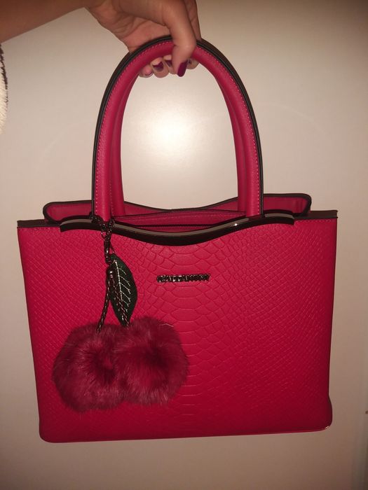 Gallantry damska czerwona torebka teczka z breloczkiem wisienka