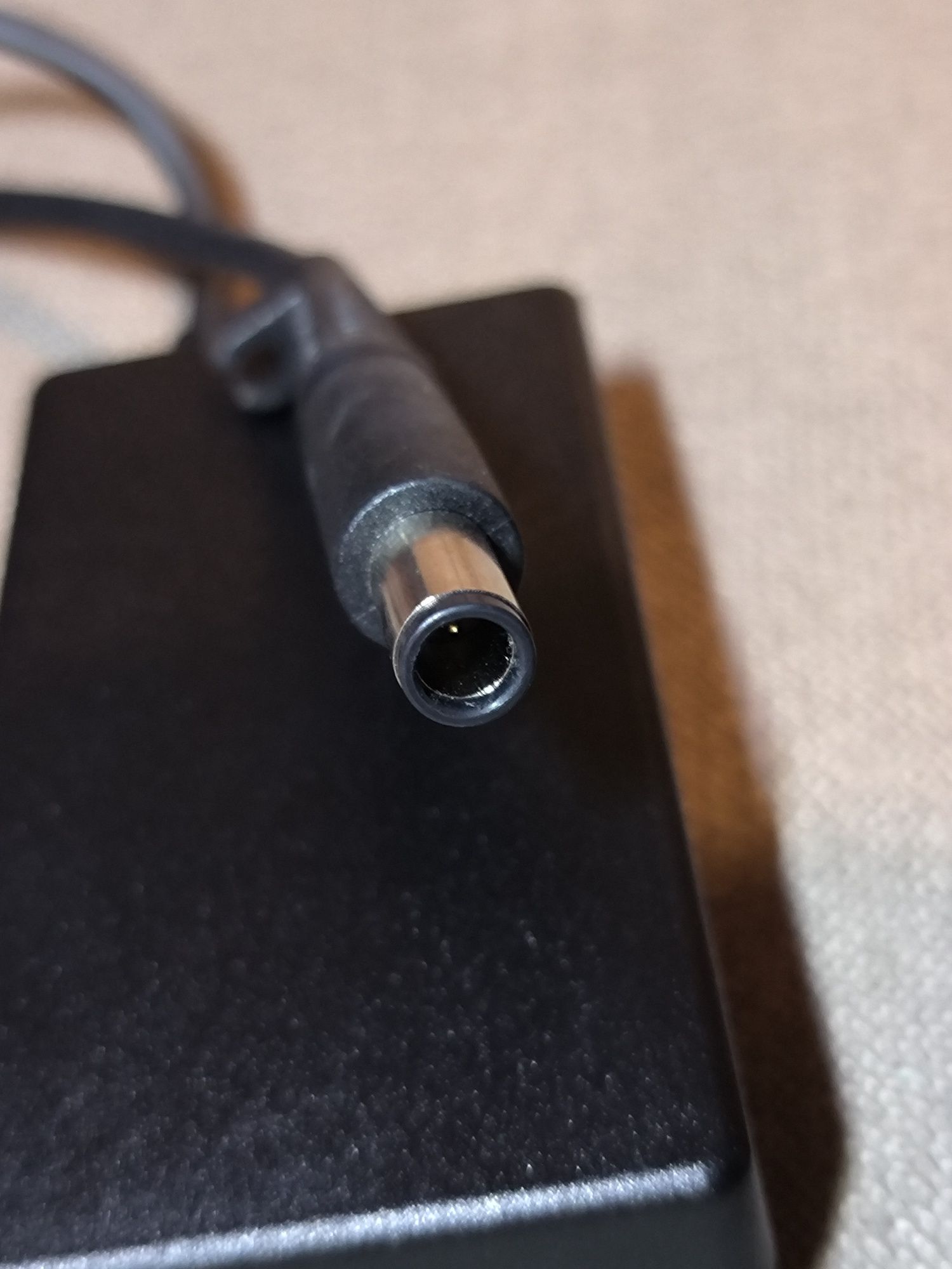 Zasilacz do laptopa HP, Dell,  65W 7,4 x 5 mm z pinem