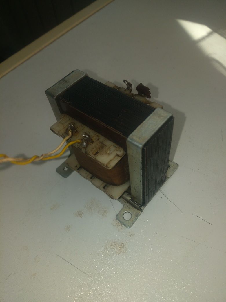 Transformator Unitra Zatra Ts 15/18 - przetwornica 230V