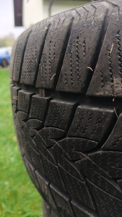 Opony zimowe 225/55/r18