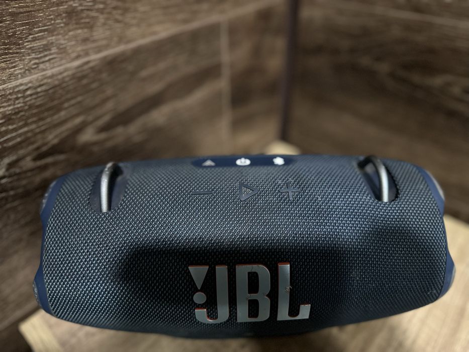 Продам колонку JBL Xtreme 4