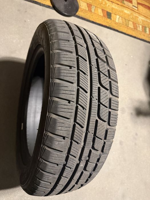 2 opony ,  215/60R17