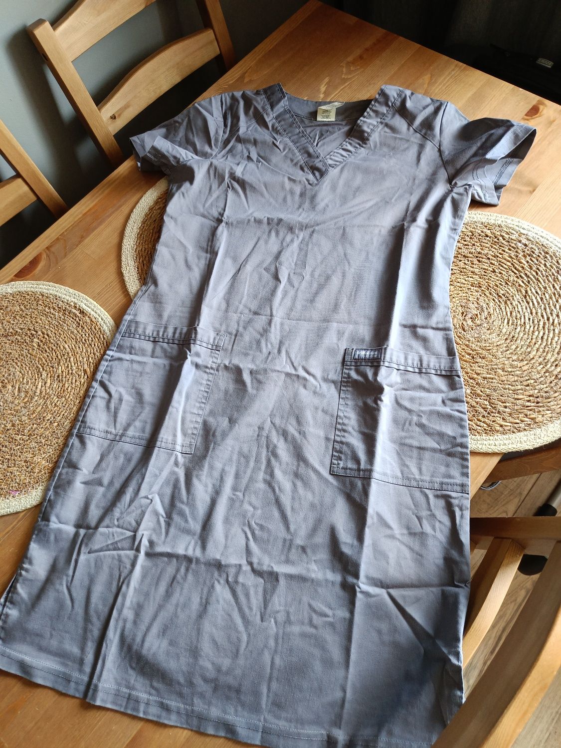 Uniformix ubrania rozm 36
