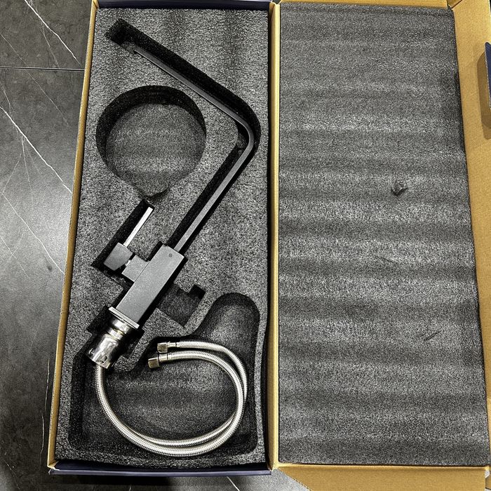 Кухонний змішувач Fabiano FKM 52 SS Чорний (з вітрини)