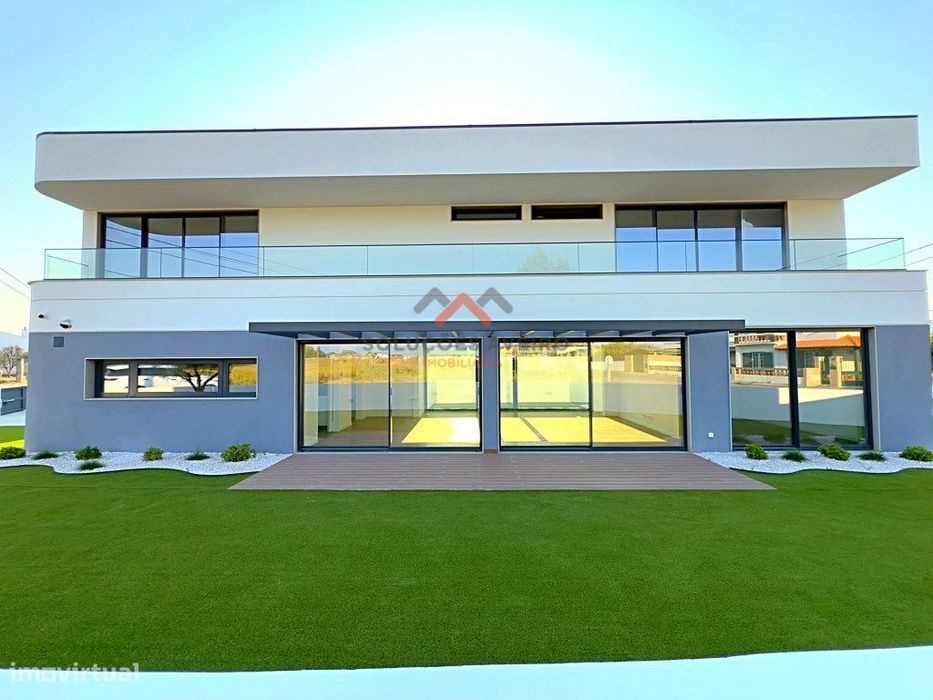 Moradia T3 Isolada e Pronta Habitar