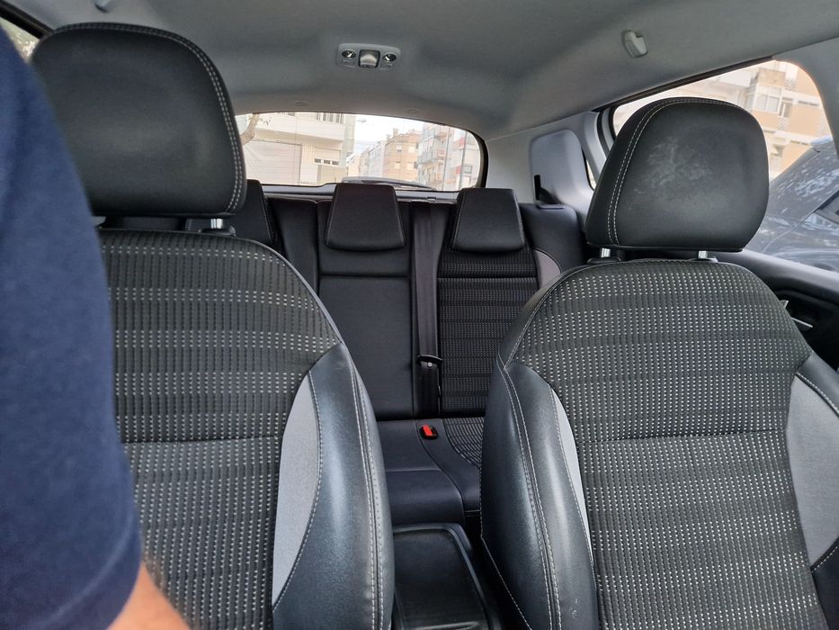 Peugeot 2008 1.6 HDI Allure