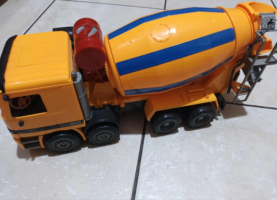 Auto betoniarka budowlana 39 cm